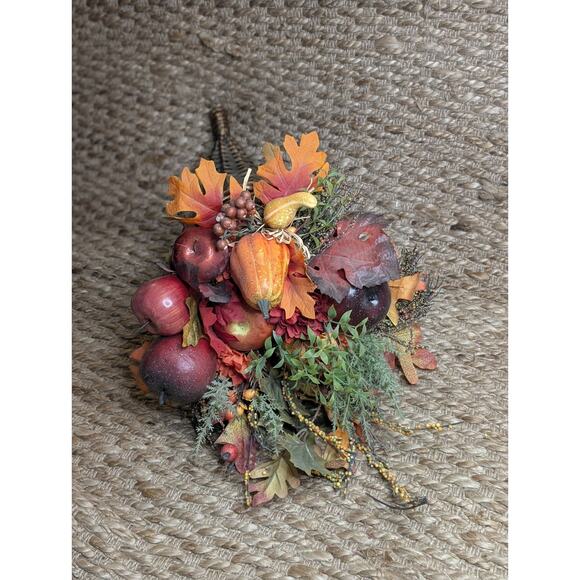 Large Wicker Basket Cornucopia Horn THANKSGIVING Harvest Fall Centerpiece Vtg. - Picture 16 of 16